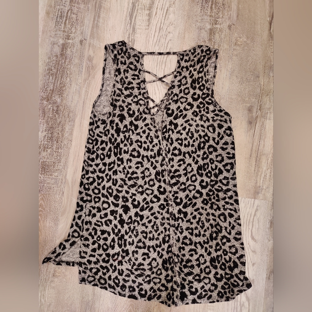 Daytrip tank top. Lightweight knit tank top.